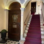Residenza Granato *
